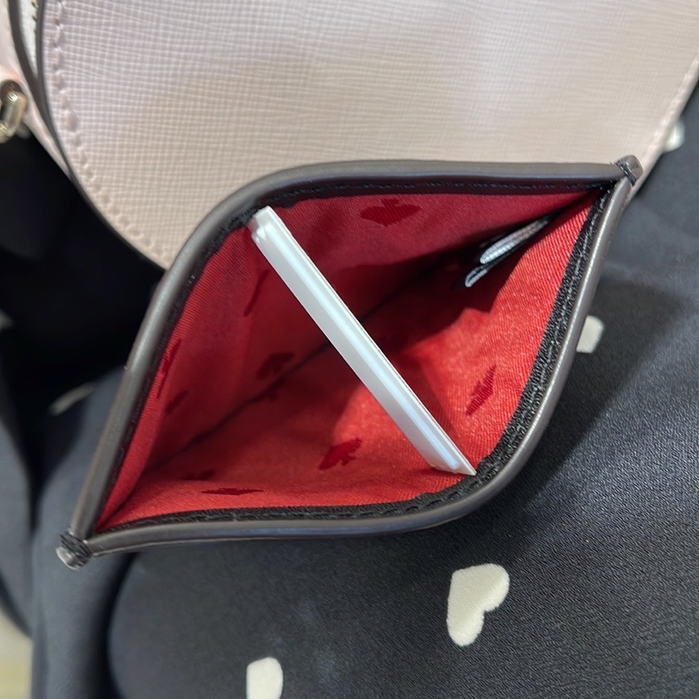 Kate Spade Bunbun Bunny Small Slim Card Holder Wallet

COLOR:
Black Multi
NWT - Picture 3 of 16